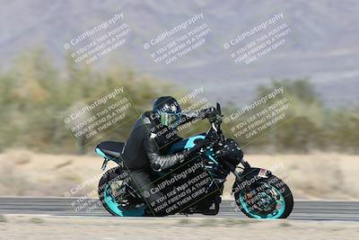 media/Dec-01-2025-Moto Forza (Mon) [[2daa91e15f]]/2-Intermediate Group/Session 3 (Turn 7 Inside Pans)/